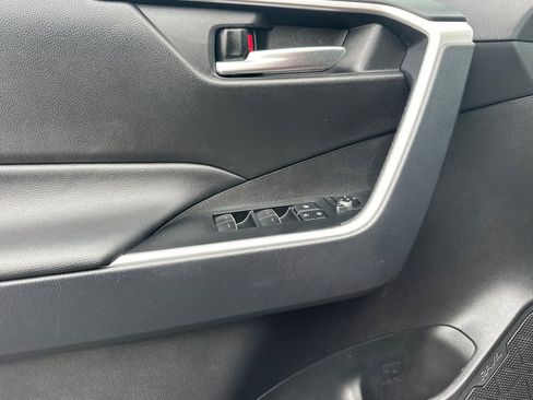 Used 2025 Toyota RAV4 XLE image 12