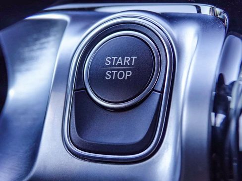 Certified 2024 Mercedes-Benz EQB 350 4MATIC SUV image 22