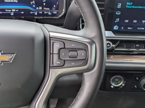 Used 2024 Chevrolet Silverado 1500 LT image 21