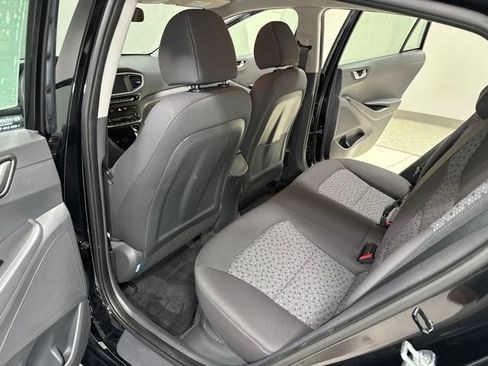 Used 2018 Hyundai Ioniq Blue FWD image 22
