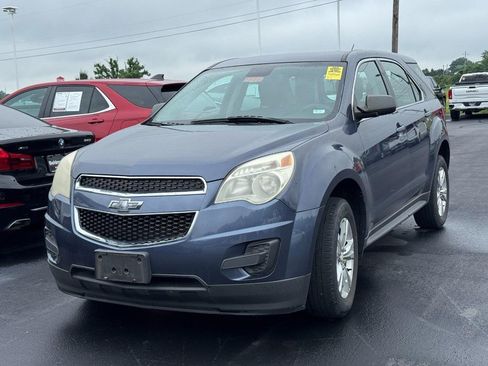 Used 2013 Chevrolet Equinox LS FWD image 2