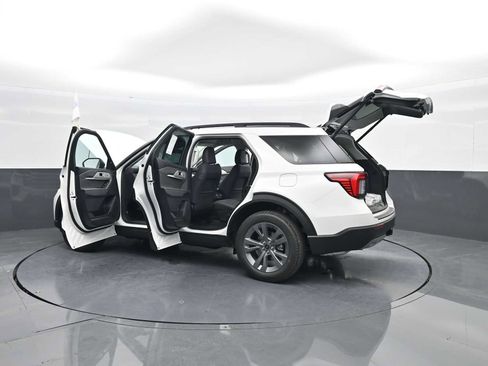 New 2026 Ford Explorer Active image 67