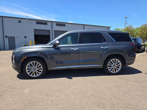 Used 2020 Hyundai Palisade Limited image 5