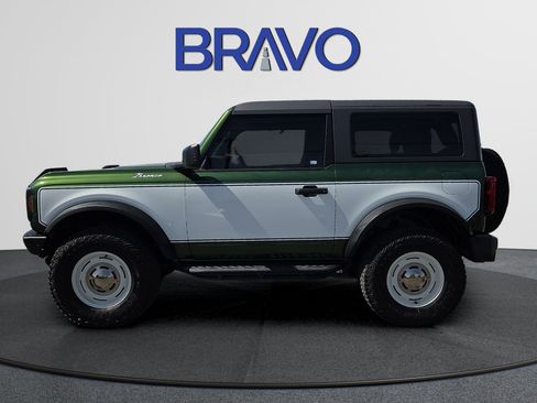 Used 2023 Ford Bronco 2-Door w/ Sasquatch Package AWD/4WD image 2
