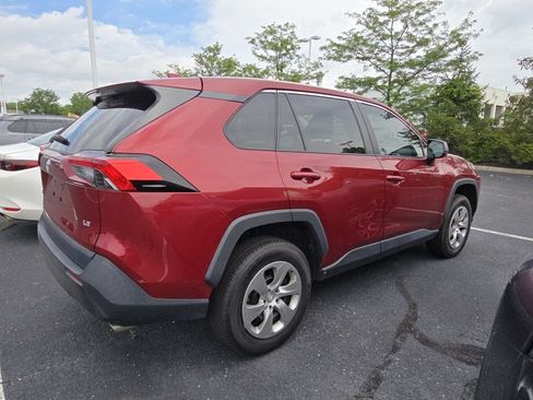 Used 2023 Toyota RAV4 LE FWD image 9