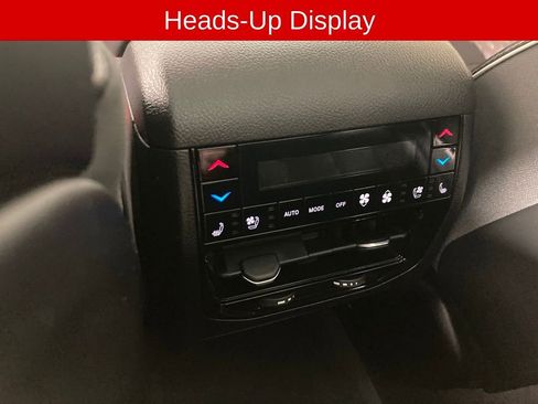 Used 2022 Jeep Grand Cherokee Summit image 11