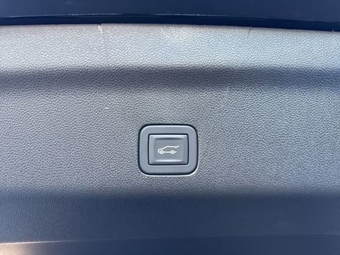 New 2026 Chevrolet Tahoe Premier AWD/4WD image 13