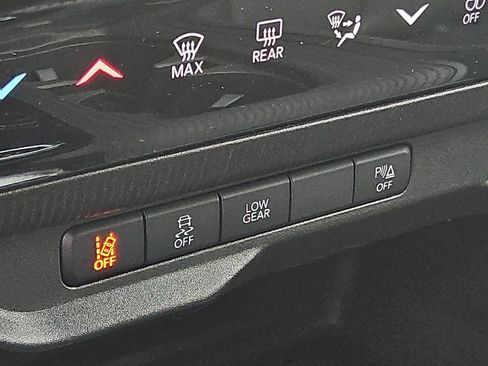 New 2026 Jeep Cherokee Limited AWD/4WD image 31