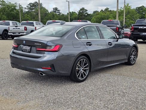 Used 2022 BMW 330e xDrive w/ Premium Package AWD/4WD image 17
