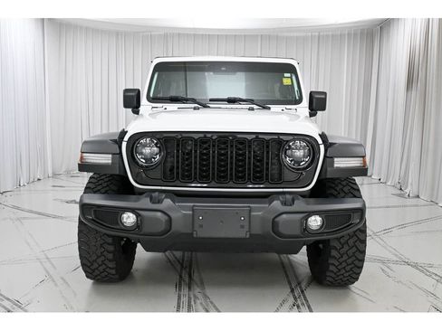 Used 2024 Jeep Wrangler Unlimited Sport AWD/4WD image 3