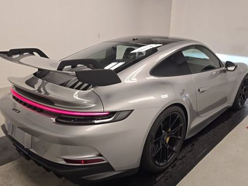 Used 2024 Porsche 911 GT3 RWD image 3