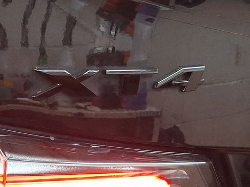 Used 2022 Cadillac XT4 Sport w/ LPO, Onyx Lite Package image 29