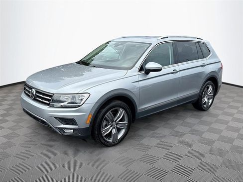 Used 2021 Volkswagen Tiguan SEL image 1