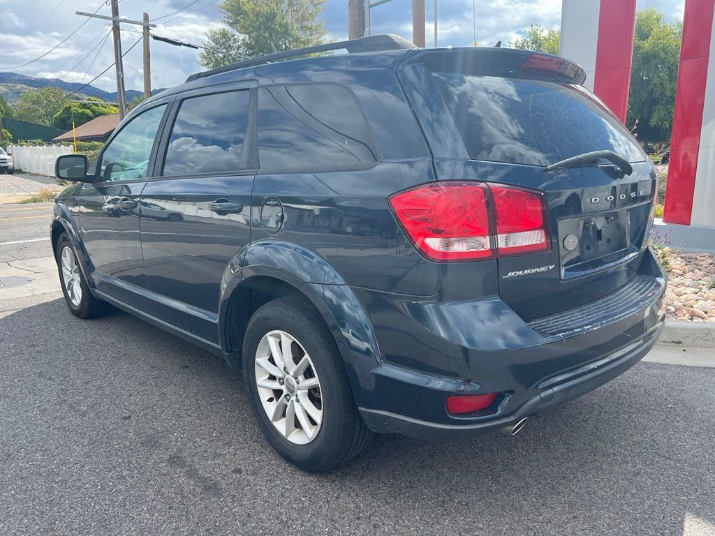 Used 2015 Dodge Journey SXT w/ Flexible Seating Group FWD image 6