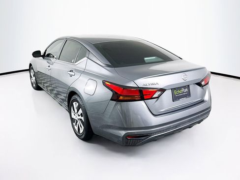 Used 2023 Nissan Altima 2.5 S FWD image 5