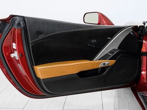 Used 2014 Chevrolet Corvette Stingray Convertible w/ 2LT Preferred Equipment Group image 38