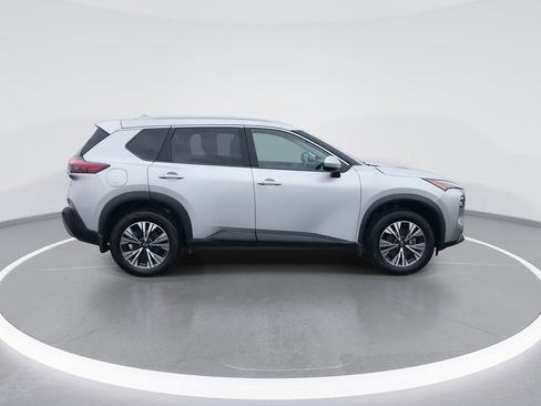 Used 2023 Nissan Rogue SV w/ SV Premium B Package AWD/4WD image 9