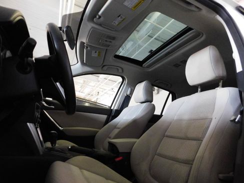 Used 2013 MAZDA CX-5 Touring w/ Bose & Moonroof Pkg AWD/4WD image 4