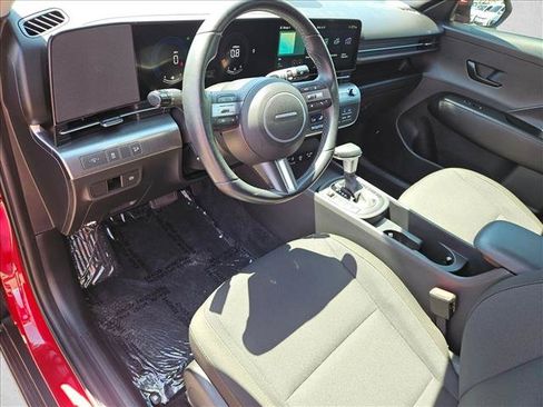 Used 2025 Hyundai Kona SEL FWD image 20