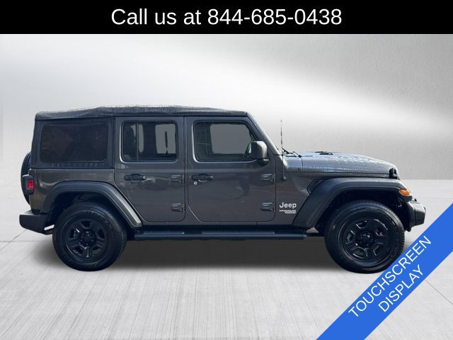 Used 2018 Jeep Wrangler Unlimited Sport AWD/4WD image 4
