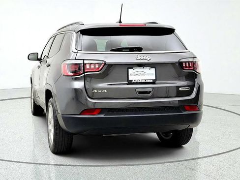 Used 2022 Jeep Compass Latitude AWD/4WD image 6