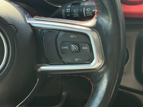 Used 2020 Jeep Wrangler Unlimited Rubicon AWD/4WD image 36