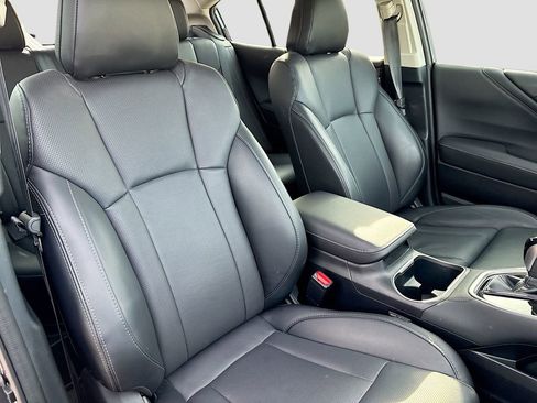 Used 2025 Subaru Legacy Limited AWD/4WD image 30