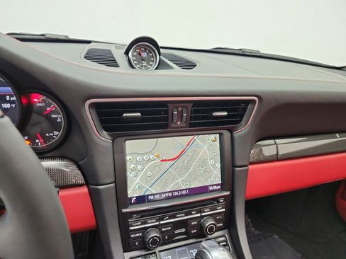 Used 2016 Porsche 911 4 Cabriolet AWD/4WD image 17