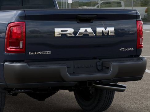 New 2026 RAM 2500 Laramie AWD/4WD image 14
