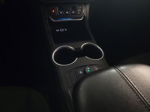Used 2021 GMC Terrain SLE w/ Elevation Edition FWD image 26