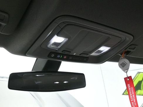 Used 2021 Chevrolet Silverado 1500 RST image 21