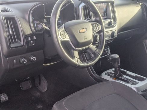 Used 2018 Chevrolet Colorado LT w/ Redline Special Edition image 15