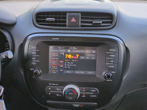 Used 2019 Kia Soul + FWD image 18