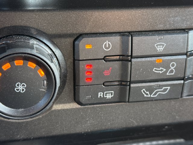 Used 2019 Ford F150 XLT w/ Equipment Group 302A Luxury AWD/4WD image 35