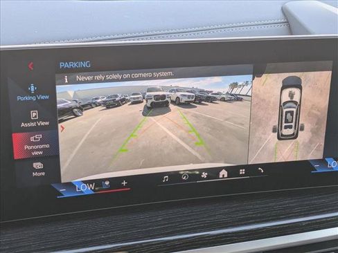 New 2026 BMW X7 M60i image 13