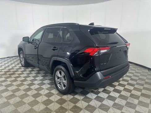 Used 2025 Toyota RAV4 XLE w/ Convenience Package AWD/4WD image 5