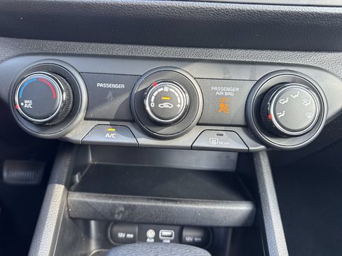Used 2021 Kia Forte Sedan FWD image 18