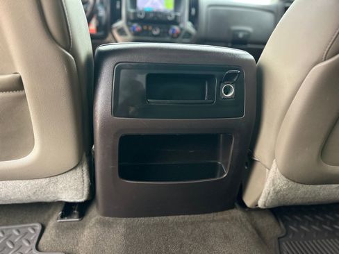 Used 2015 Chevrolet Silverado 2500 LTZ w/ LTZ Plus Package image 31