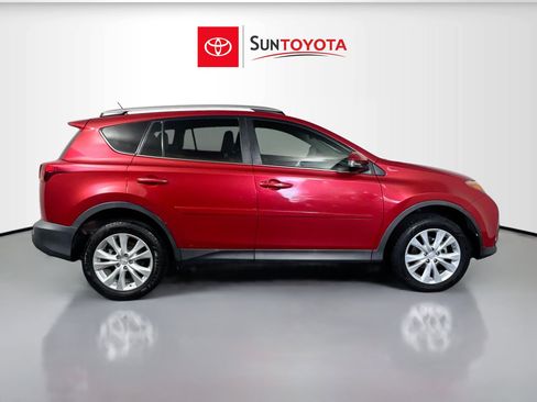 Used 2015 Toyota RAV4 Limited FWD image 2