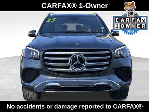 Used 2025 Mercedes-Benz GLS 450 4MATIC image 2