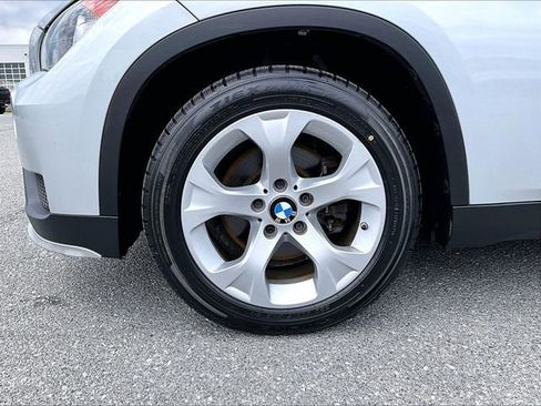 Used 2015 BMW X1 sDrive28i image 7