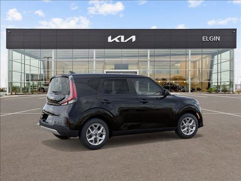 New 2025 Kia Soul S image 6