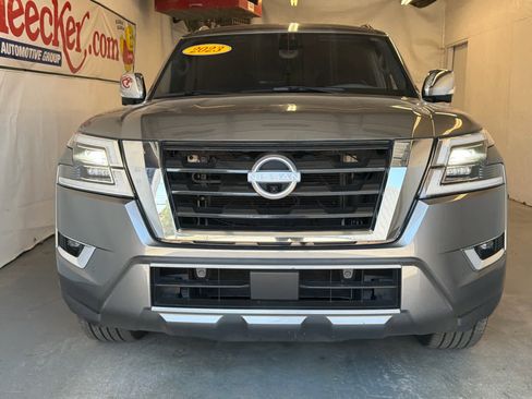 Used 2023 Nissan Armada Platinum w/ Captain's Chairs Package RWD image 3