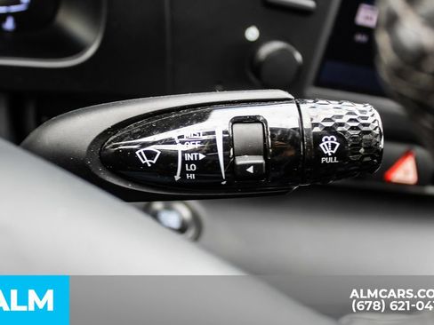 Used 2025 Hyundai Elantra Sport FWD image 25