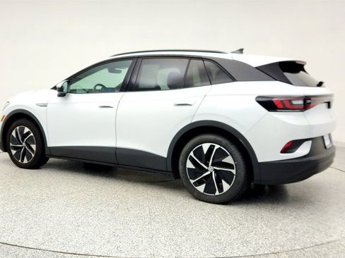 Used 2022 Volkswagen ID.4 Pro image 7