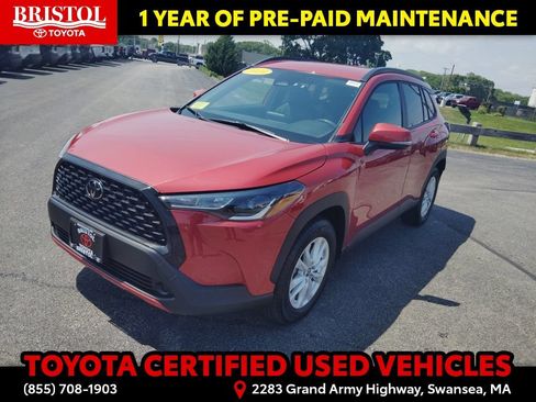 Certified 2024 Toyota Corolla Cross LE AWD/4WD image 3