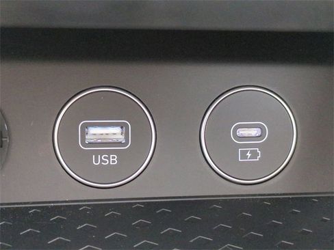 New 2025 Genesis G70 2.5T image 20