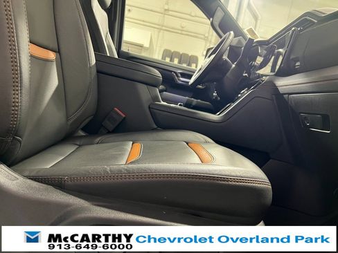 Used 2024 GMC Sierra 2500 AT4 w/ AT4 Premium Plus Package image 33