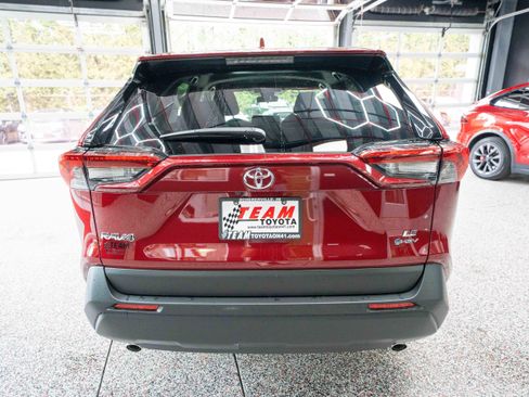Used 2025 Toyota RAV4 LE image 3