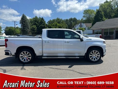 Used 2022 Chevrolet Silverado 1500 High Country w/ Technology Package AWD/4WD image 6